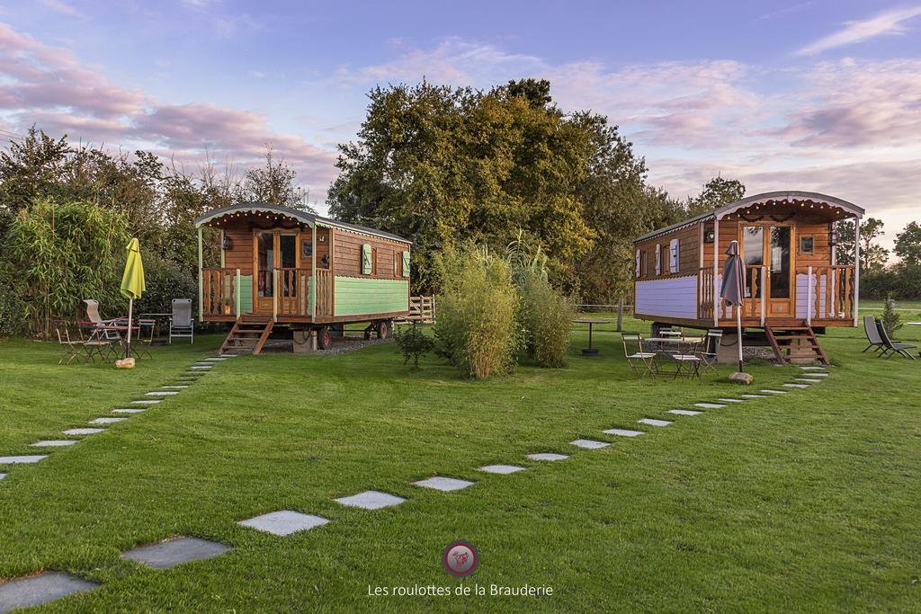 Les Roulottes De La Brauderie Villa Brissarthe Exterior photo